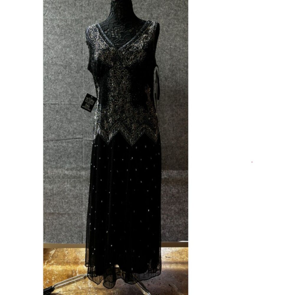 Pisarro Nights Women’s Size 12 Black Beaded Sequin Sleeveless Evening Gown NWT